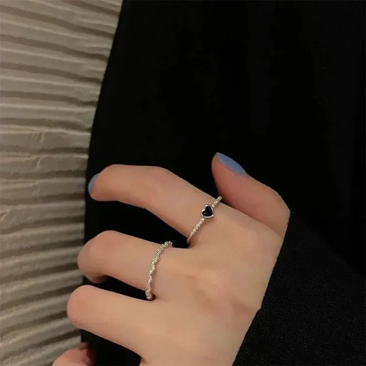 2023 New Fashion Simple Heart Vintage Love Ring Personalized Adjustable Opening Fashion Black Ring Girl Jewelry