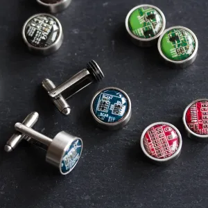 Cufflinks with 3 interchangeable pair of buttons