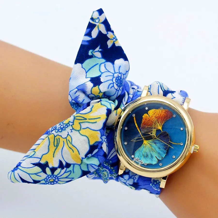 Design Ladies Butterfly Cloth Wristwatch