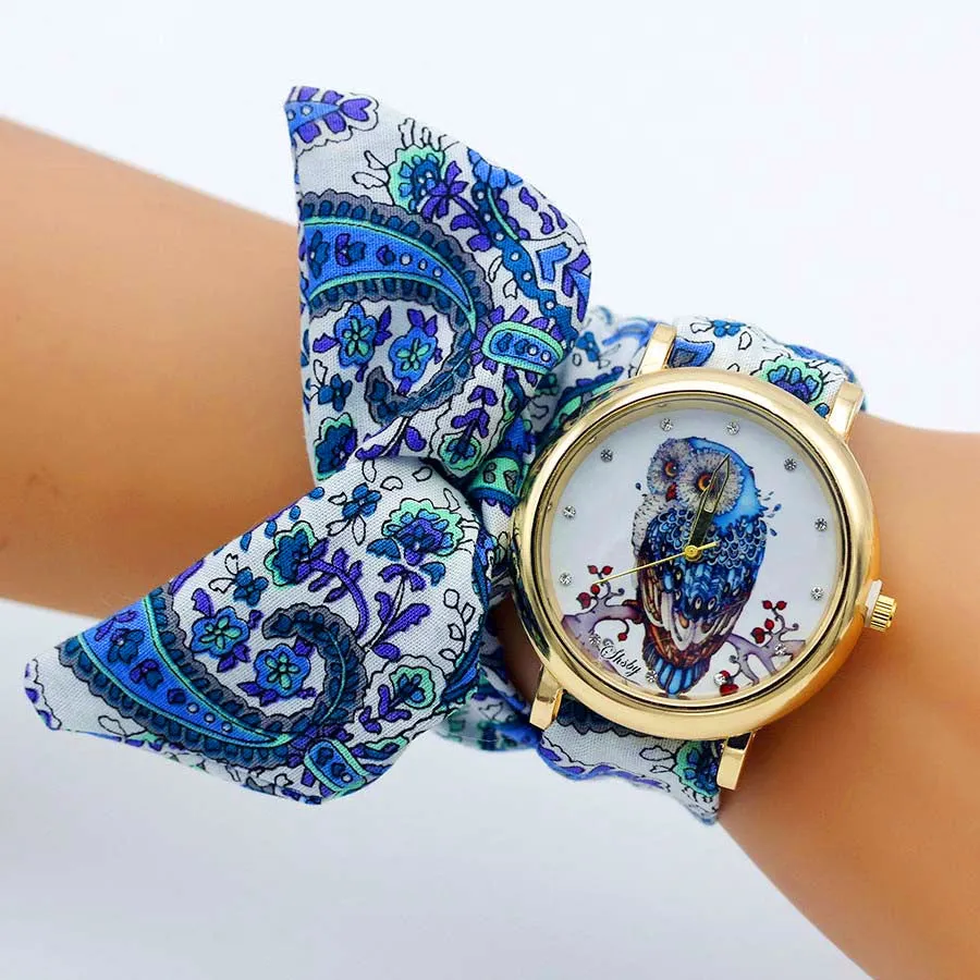 Design Ladies Butterfly Cloth Wristwatch