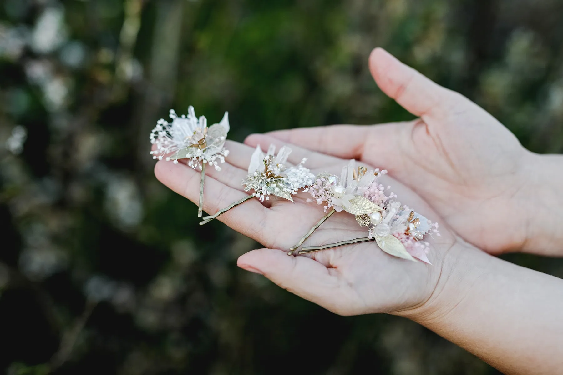 Golden/Silver vintage hairpins Bridal flower hair pins Wedding accessories Handmade Hair flowers crystals Elegant hairpins Pearls Beads