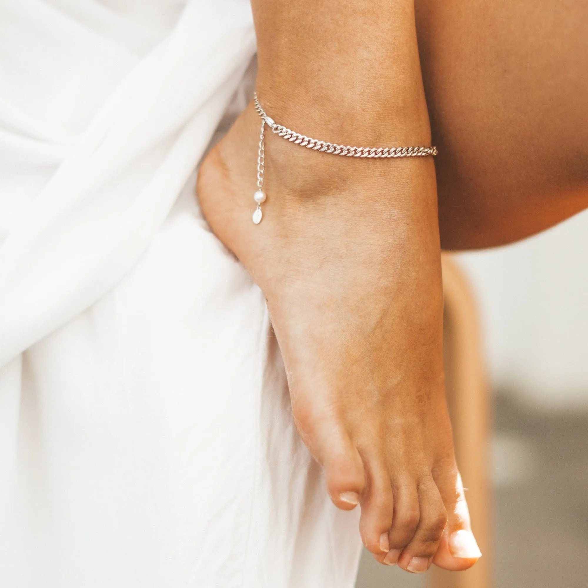 Hannah Martin Curb Chain Anklet - Rhodium Plated