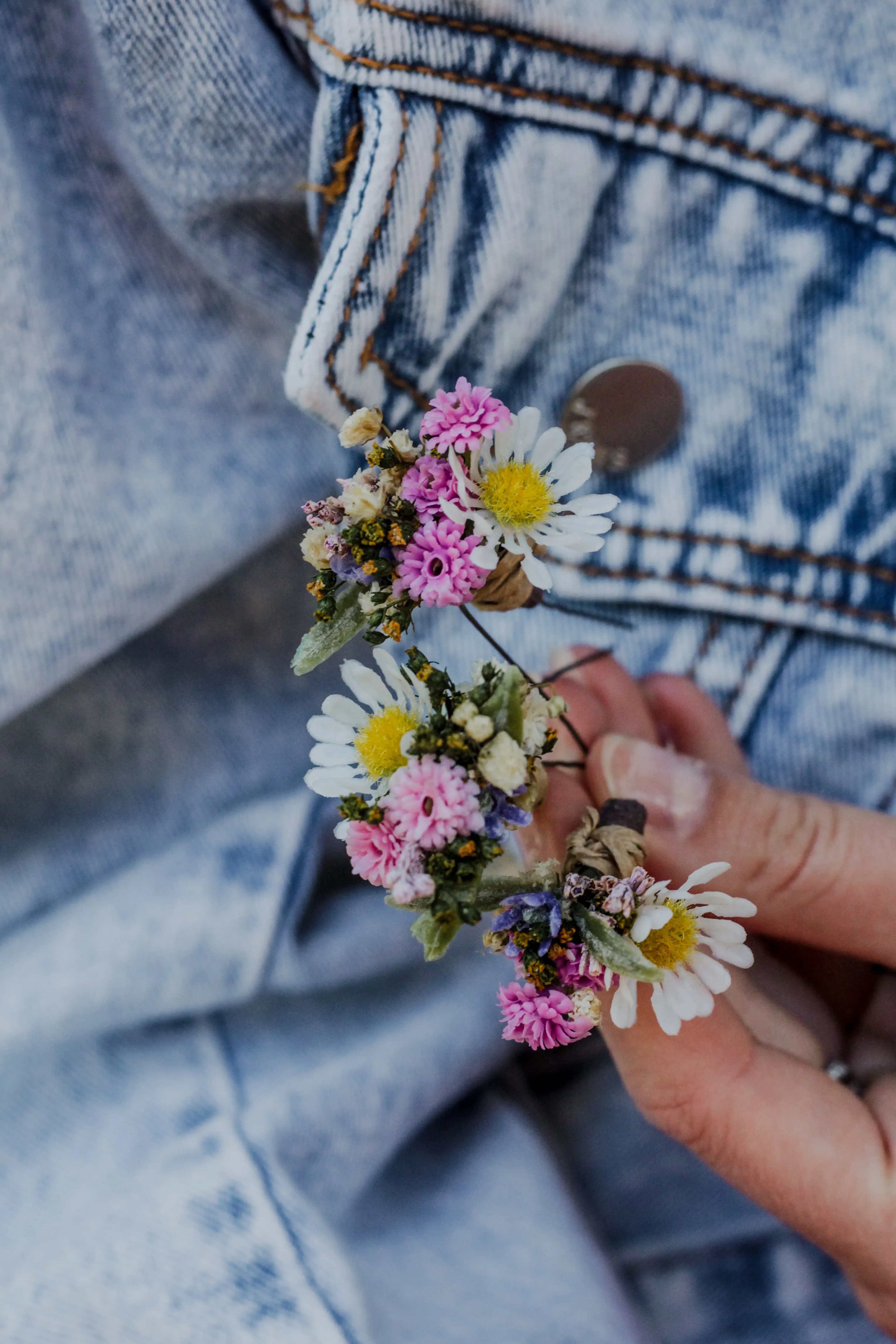 Meadow daisy flower hairpins