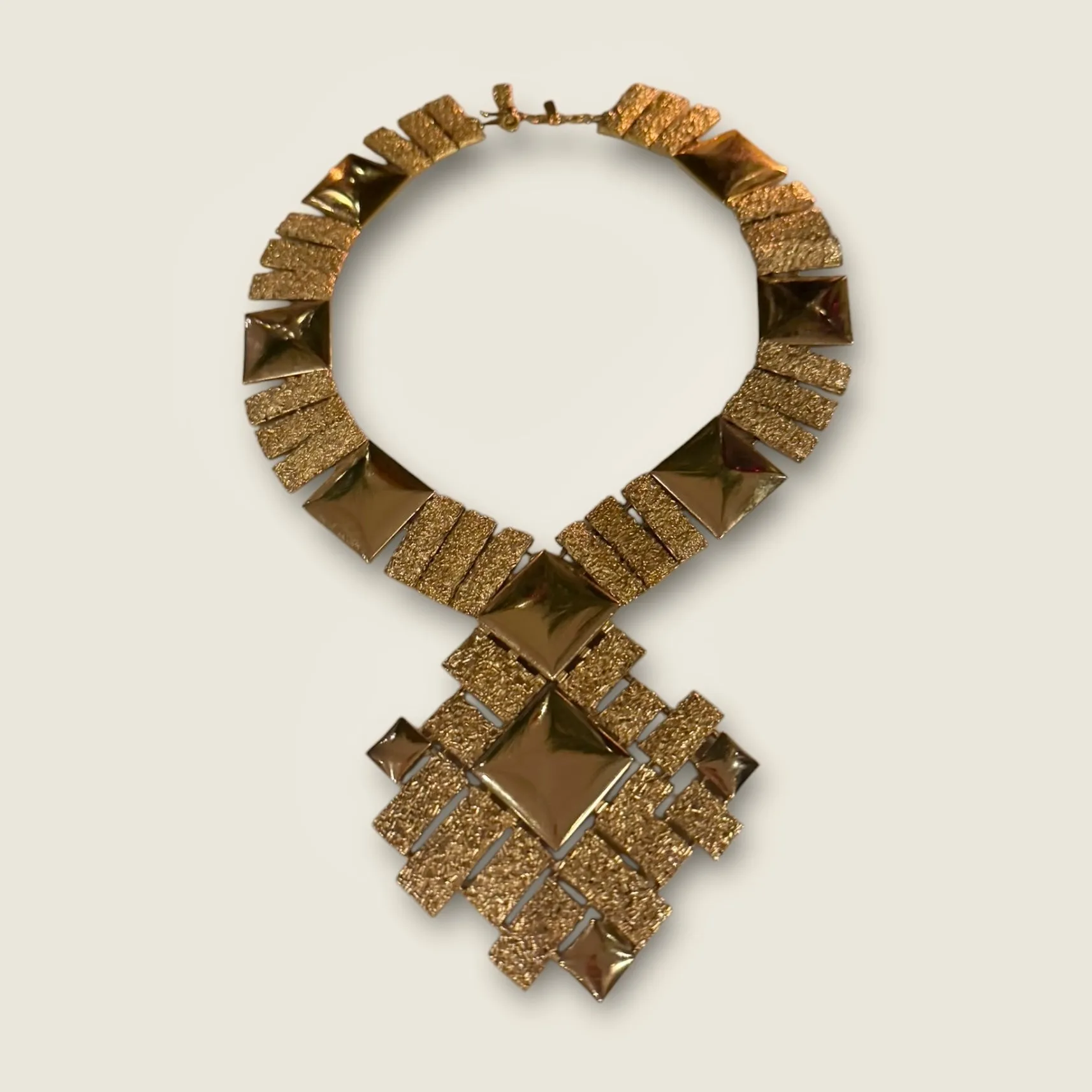 Monet, signed 60s gold articulated necklace