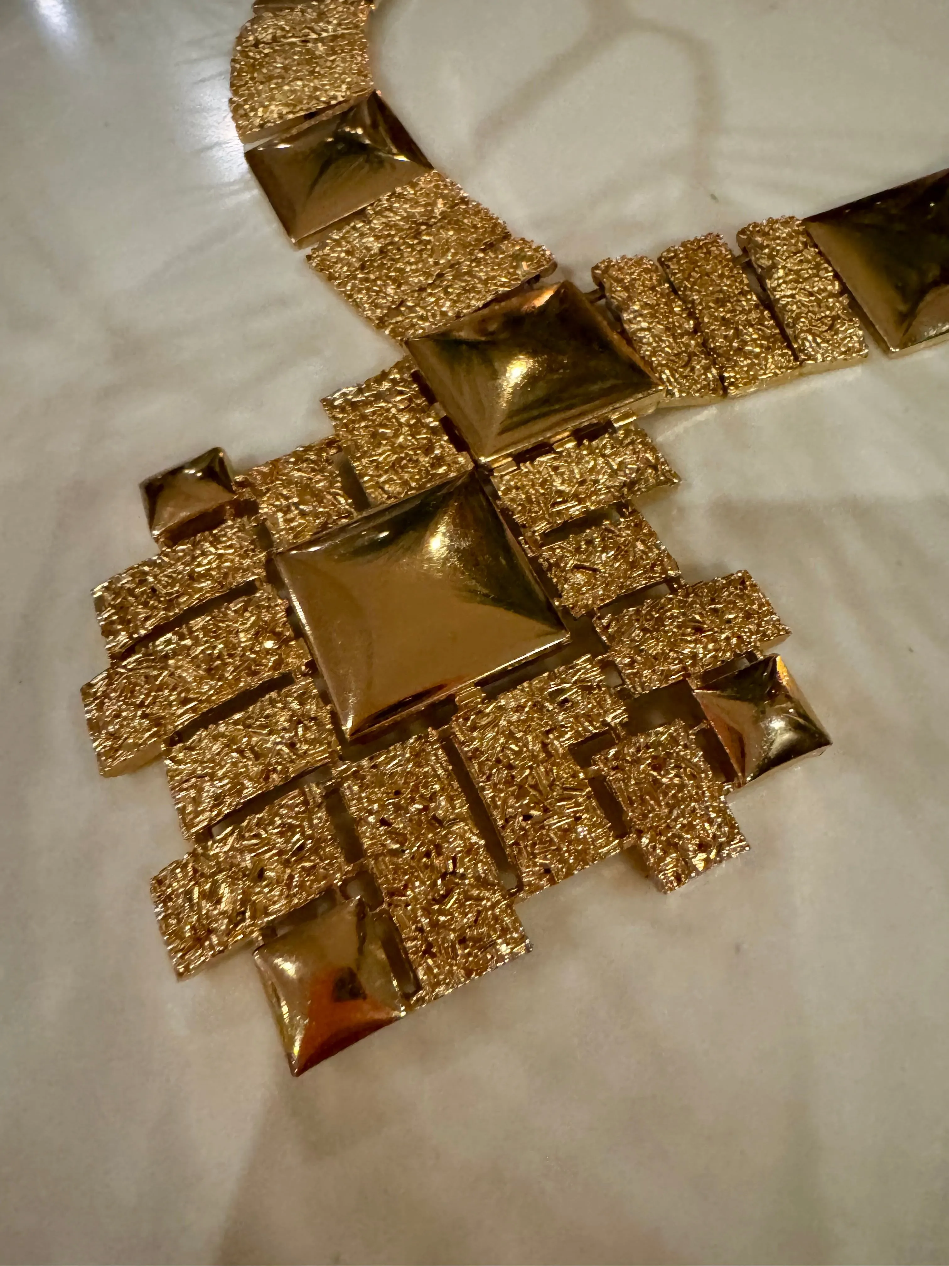 Monet, signed 60s gold articulated necklace