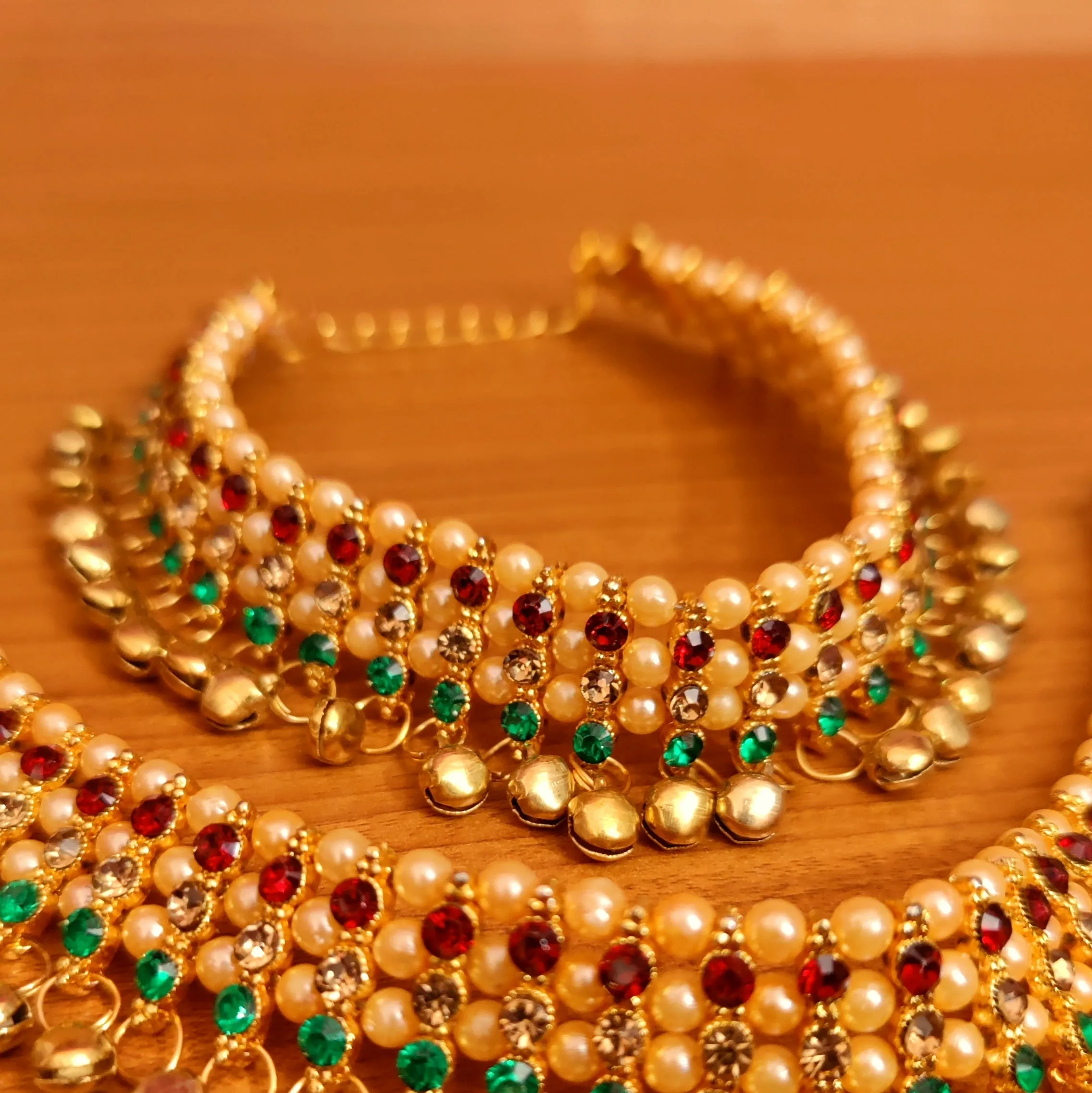 MULTICOLOUR PEARL & ZIRCON ANKLETS