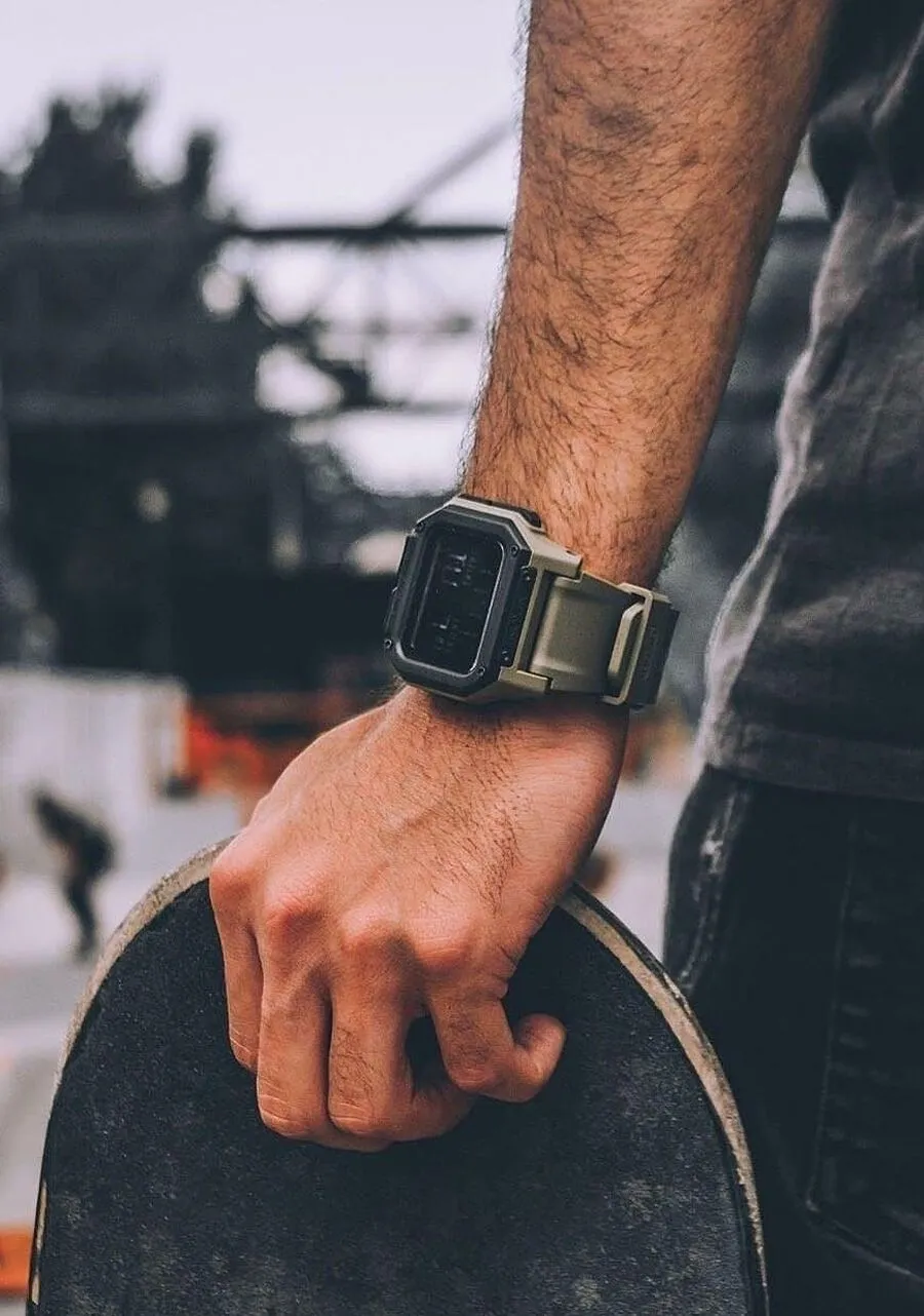 Nixon Regulus