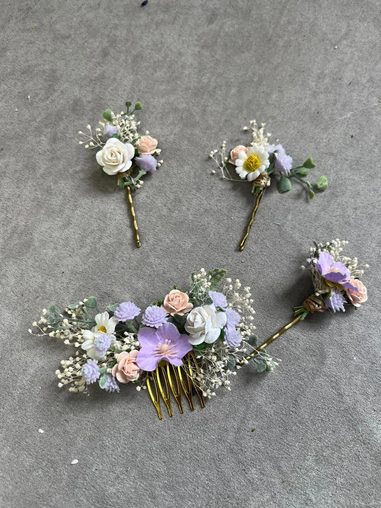 Pale purple bridal flower set