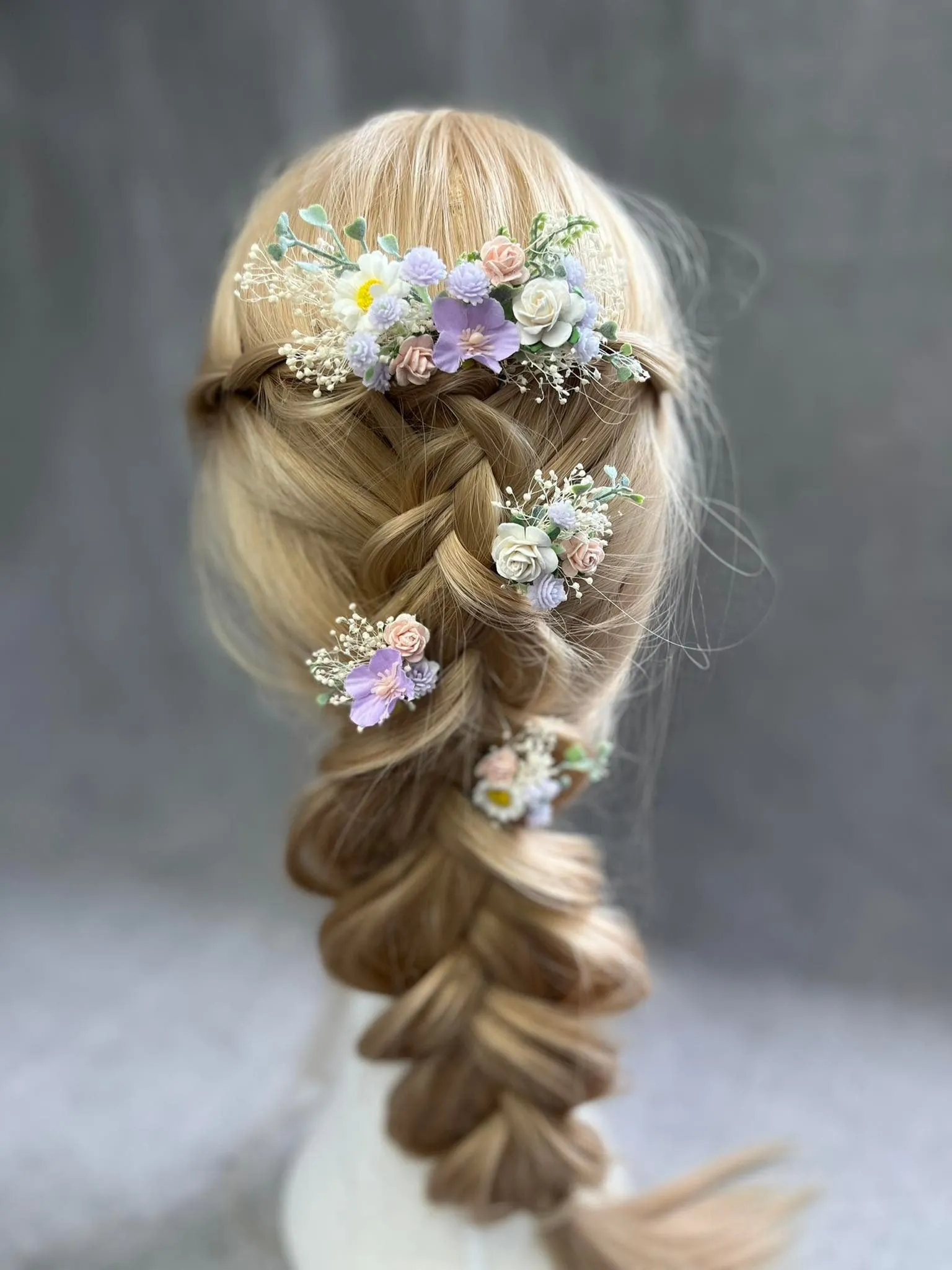 Pale purple bridal flower set