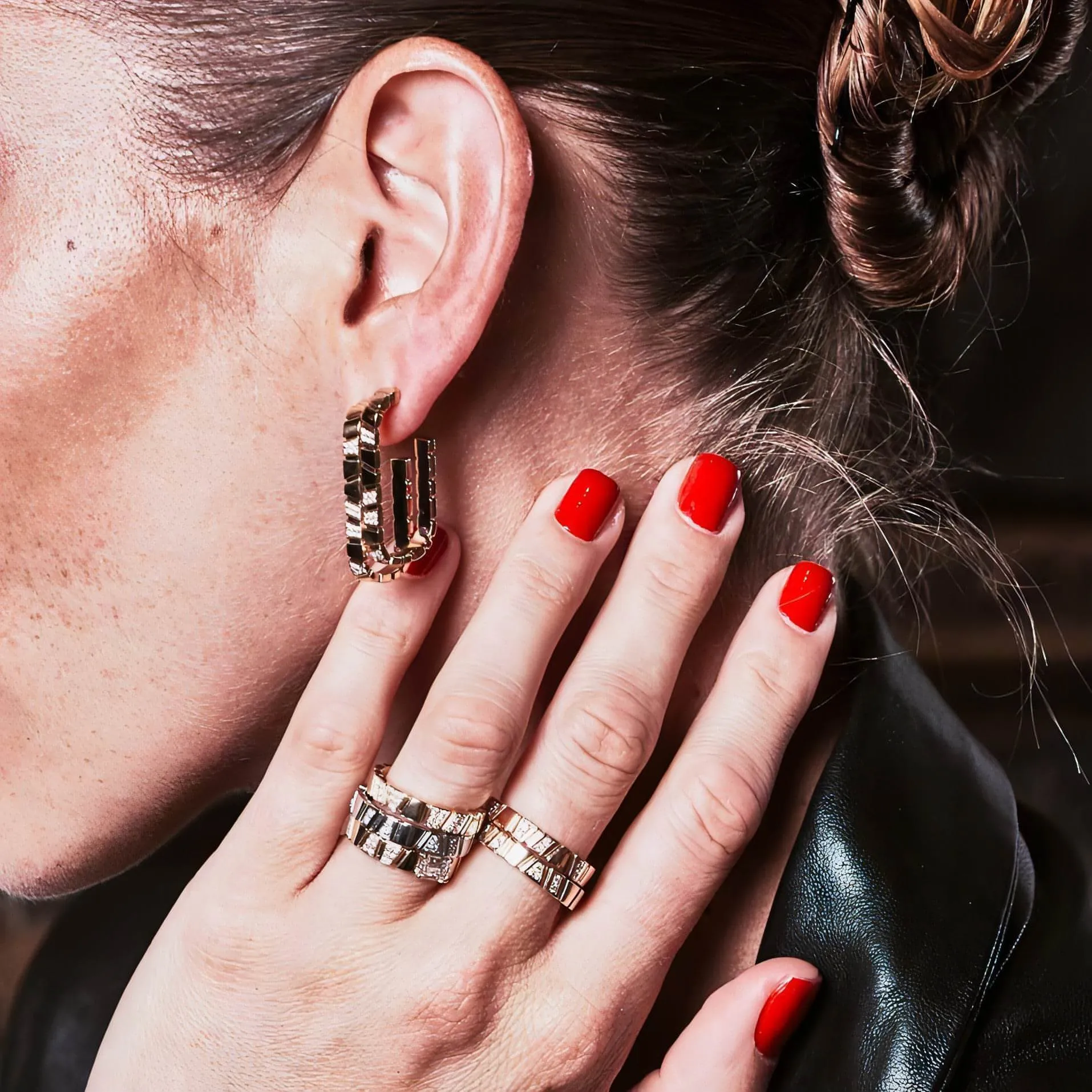 Ride love medium pavée earrings