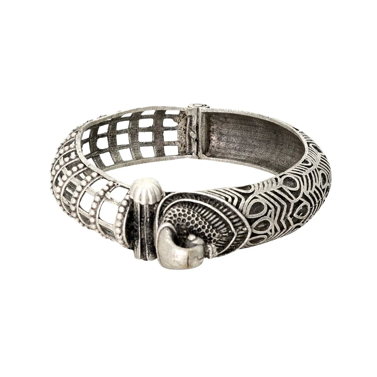 Teejh Almaa Silver Oxidised Jewelry Gift Set