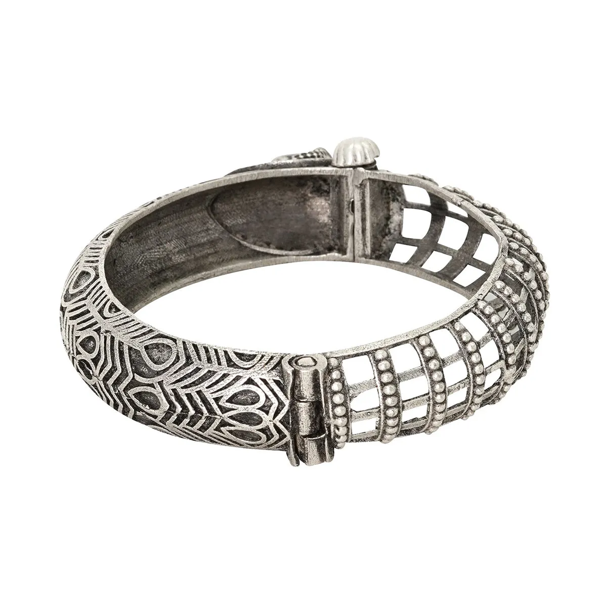 Teejh Almaa Silver Oxidised Jewelry Gift Set