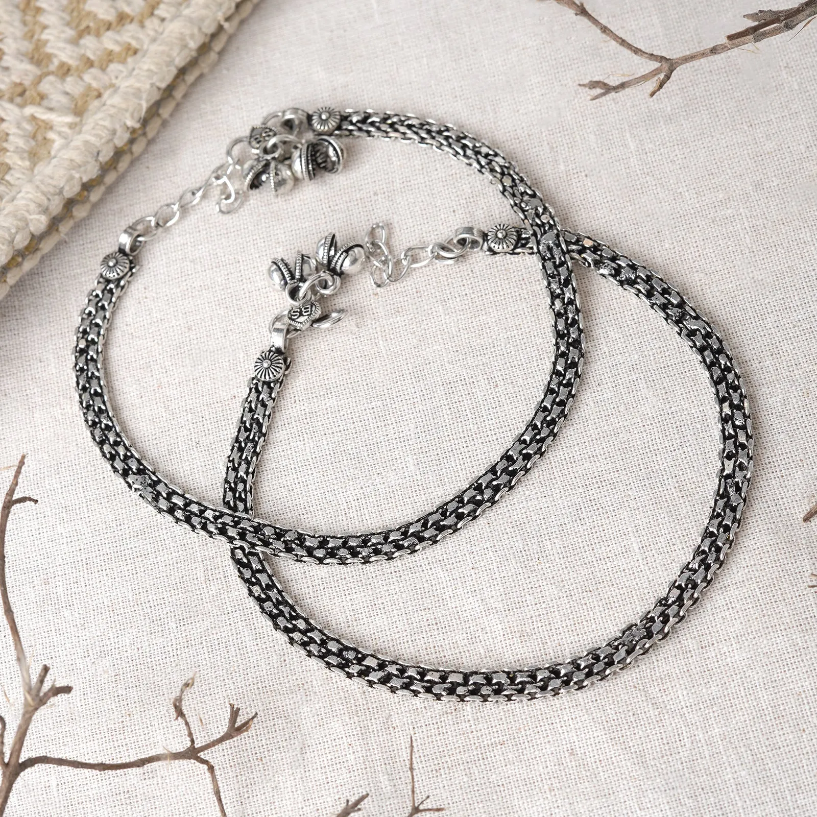 Teejh Raadhey Silver Oxidised Ghungroo Anklet