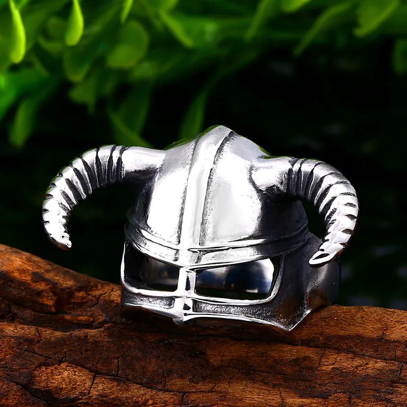 Vintage-Inspired Stainless Steel Skull Ring for Men - Wholesale Titanium Steel Mask Design